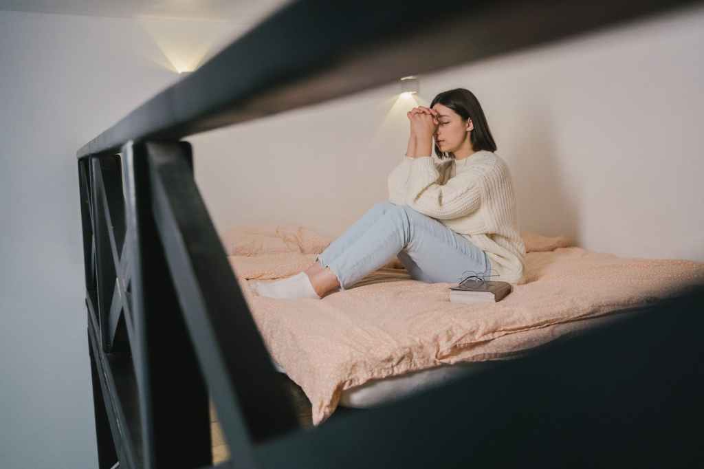 Guides: 4 Ways to Make Your Prayer Life Stronger